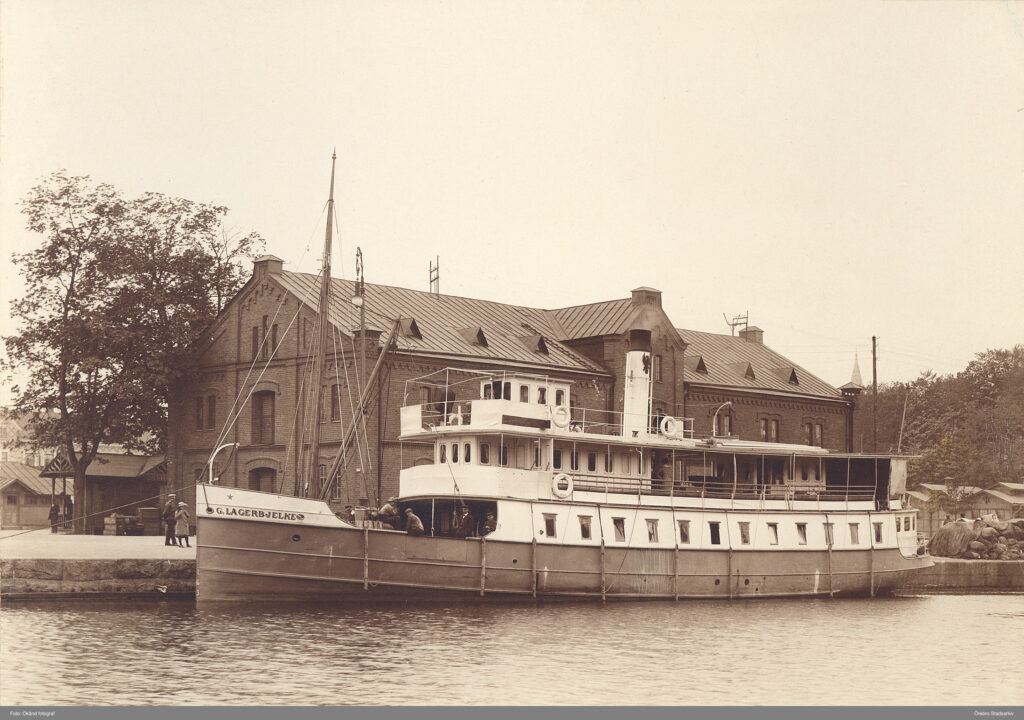 Ångfartyget Gustaf Lagerbjelke vid Örebro hamn, Hamnplan 1, 1900-1910, okänd fotograf