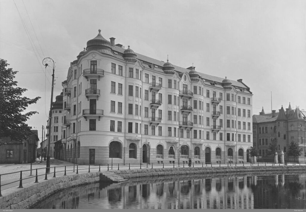 Norra strandgatan från väster, ca 1905, okänd fotograf