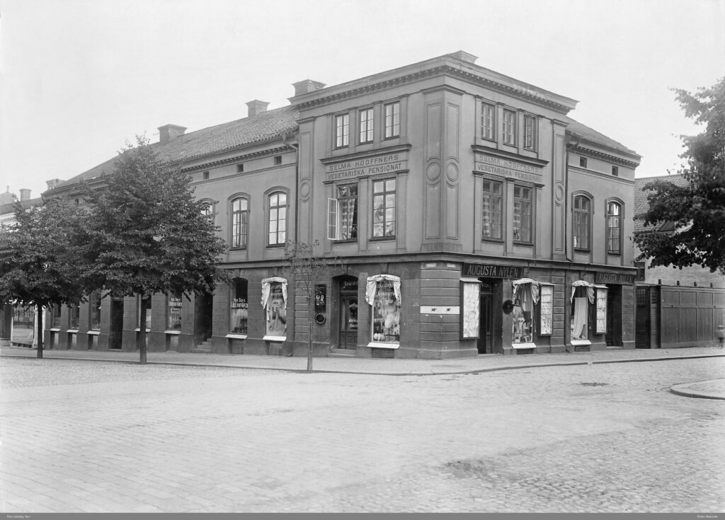 Hörnfastighet vid Stortorget, 1912, foto Sam Lindskog 1912